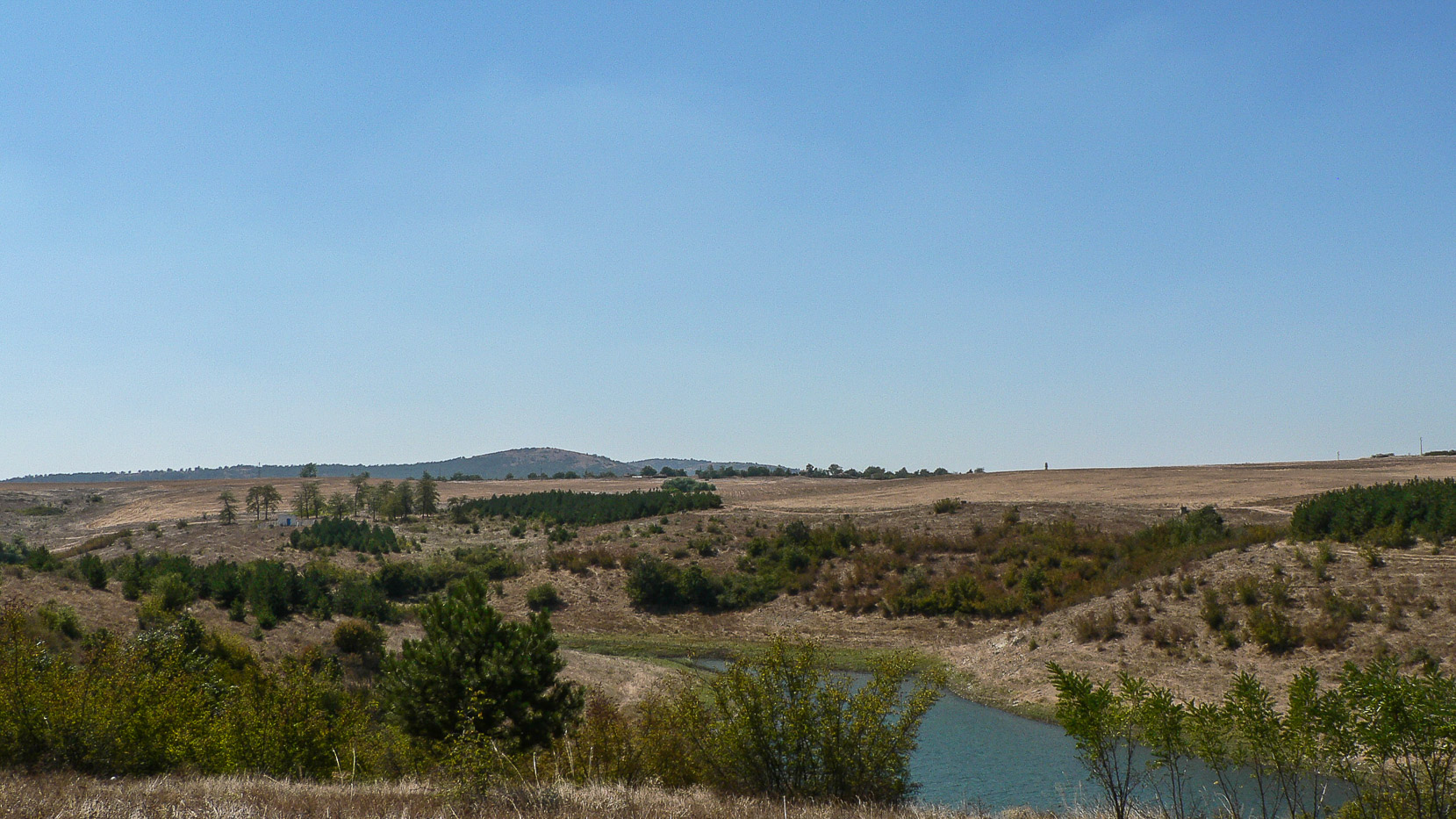 Land  For Sale at the Lake Front