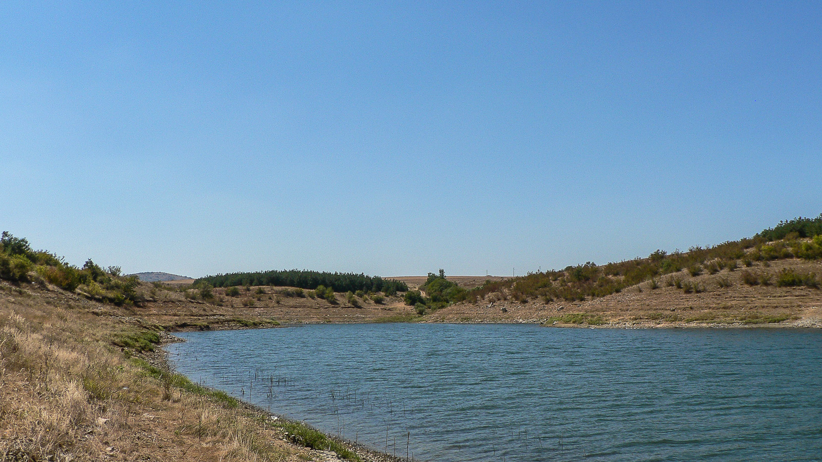 Land  For Sale at the Lake Front